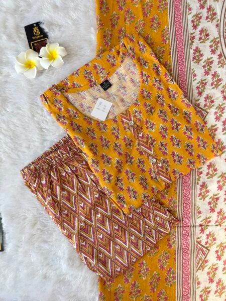 Mal Cotton- 🌻 Mustard Marigold Floral